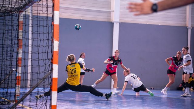 Hoppe buldrer videre: Ni mål sender Danmark i U20-VM-semifinale