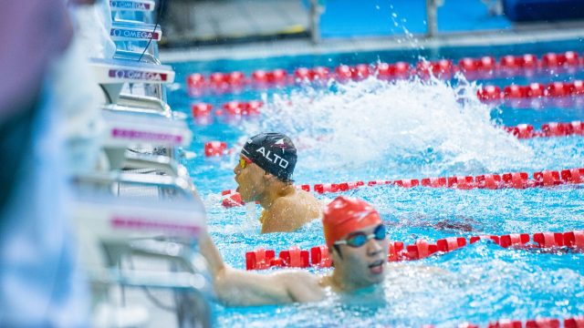 Hollandsk svømmestjerne sætter ny verdensrekord på 100 meter fri