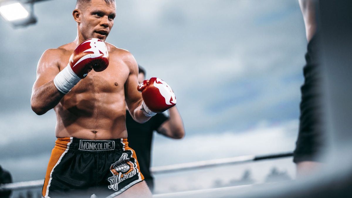 Ubesejret Usyk opgiver sine tre VM-bælter i sværvægt