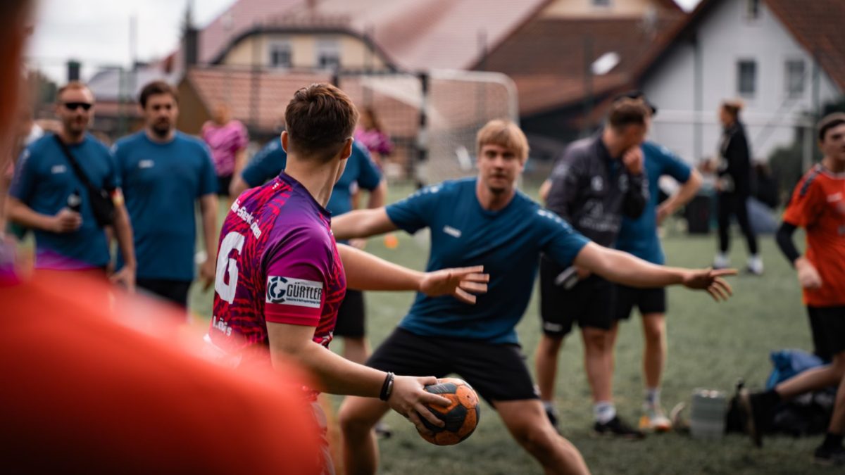 Dylan Nahi vender hjem til PSG Handball fra 2027/28