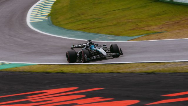 F1-kørere brokker sig: Hybridmotorer ødelægger Silverstones sving
