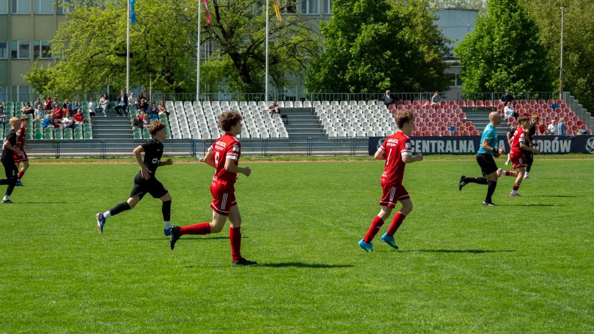 Hyseni-dobbelt sikrer Danmarks U19-landshold vigtig playoff-kamp om VM