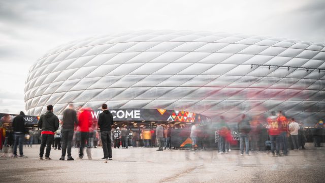 Upamecano afviser Olise-exit: Han bliver i Bayern München
