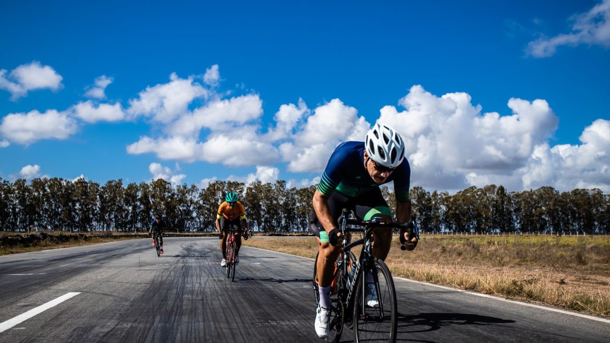 Astana ramt af styrt: Tre ryttere væltede på vej mod sidsteplads i Touren
